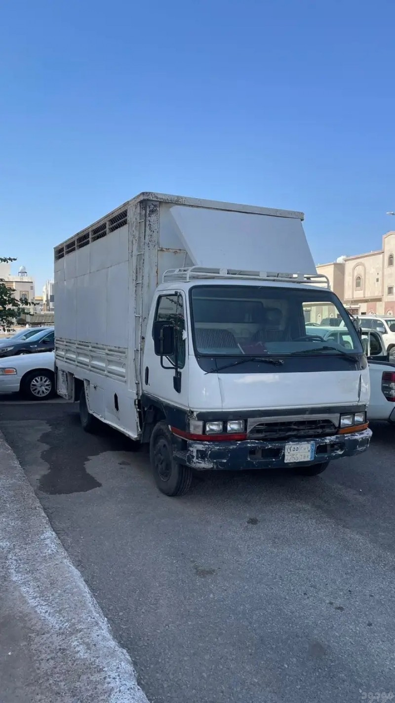 دينا التخلص من الاثاث القديم بالرياض 0507019022 التخلص من الاثاث القديم بالرياض 