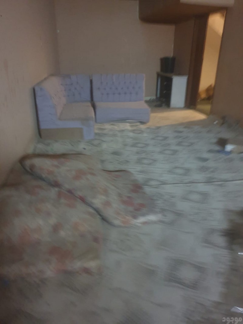 تخلص من العفش القديم وطشها في الاماكن المخصصة 0551977610