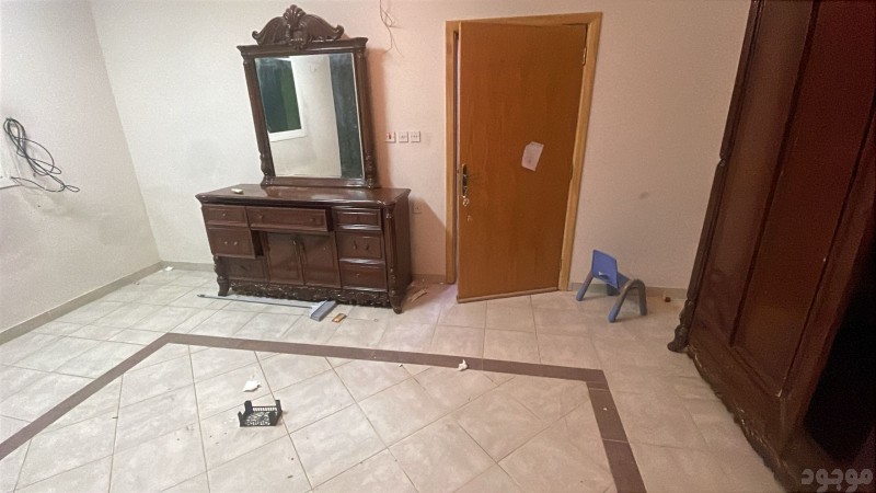 التخلص من الاثاث القديم شرق الرياض 0544725121 طش الأثاث 