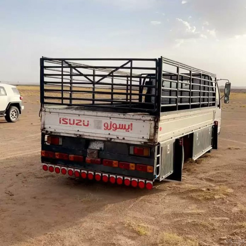 خدمات نقل عفش بالرياض 0575907703