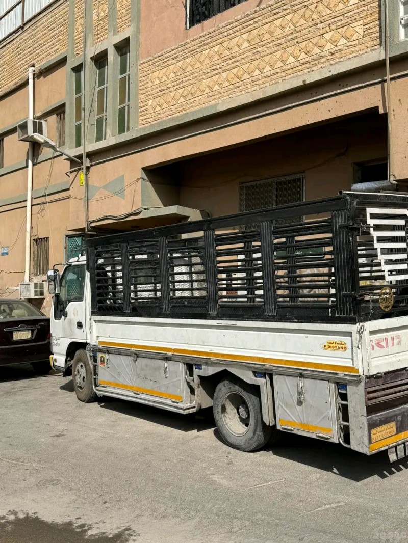 تخلص من أثاث في دقايق فقط  0502763407 بالرياض 