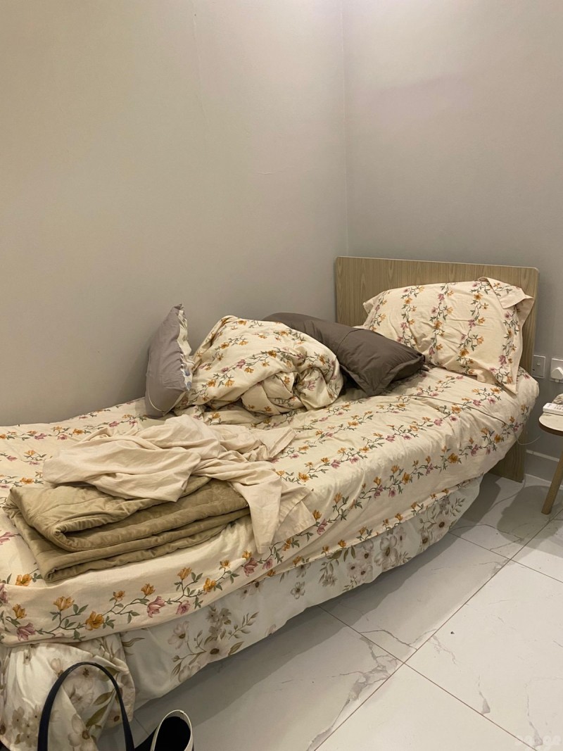 دينا طش الأثاث القديم بالرياض نظافة الشقق والفلل والقصور-و-السطح بالرياض 0َ547761895 نظافة السطح من الاغراض والعفش القديم بالرياض 
