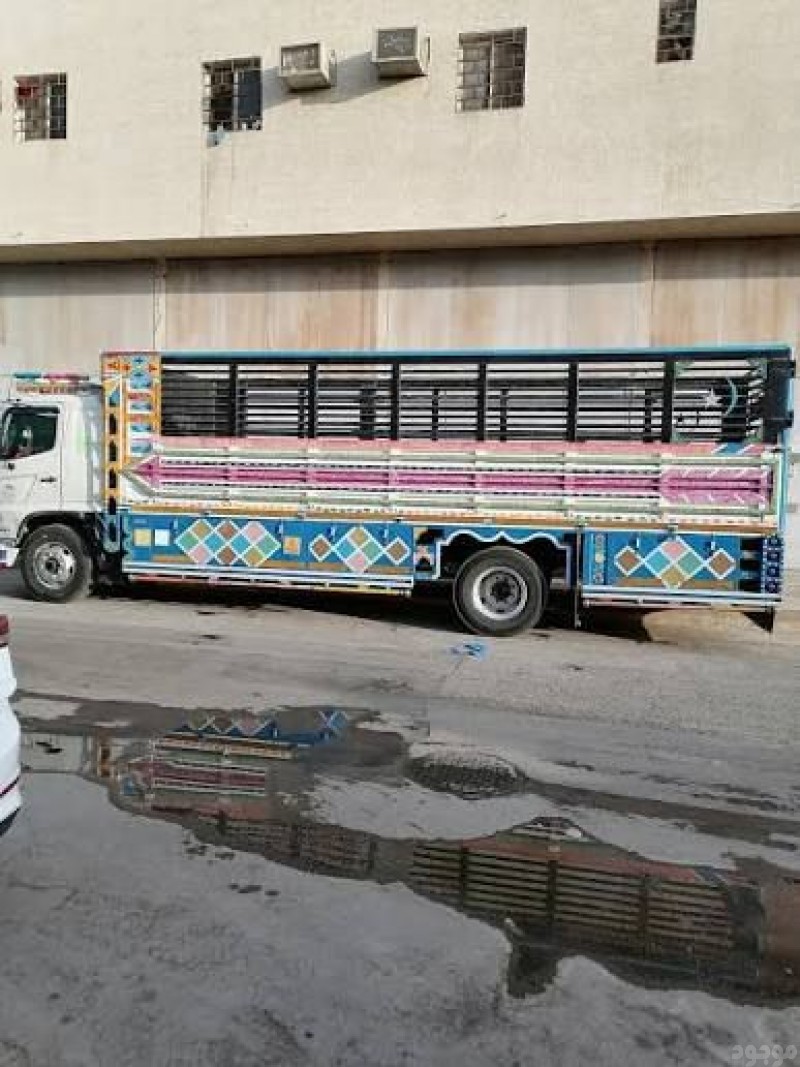 لواري نقل اثاث بضائع خارج الرياض 0540433026