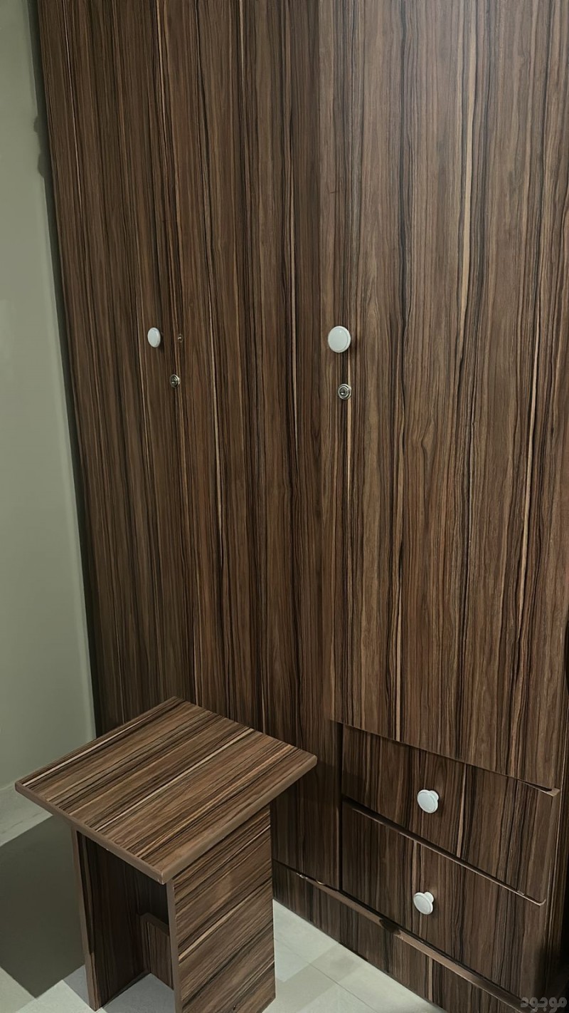 الليشيلون الاثاث القديم بالرياض 0551977610