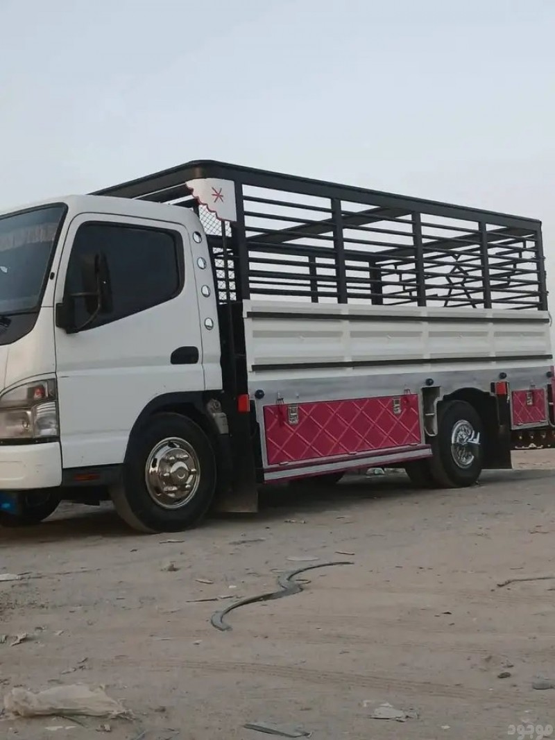 دينا توصيل اثاث الي الجمعيه الخيريه 